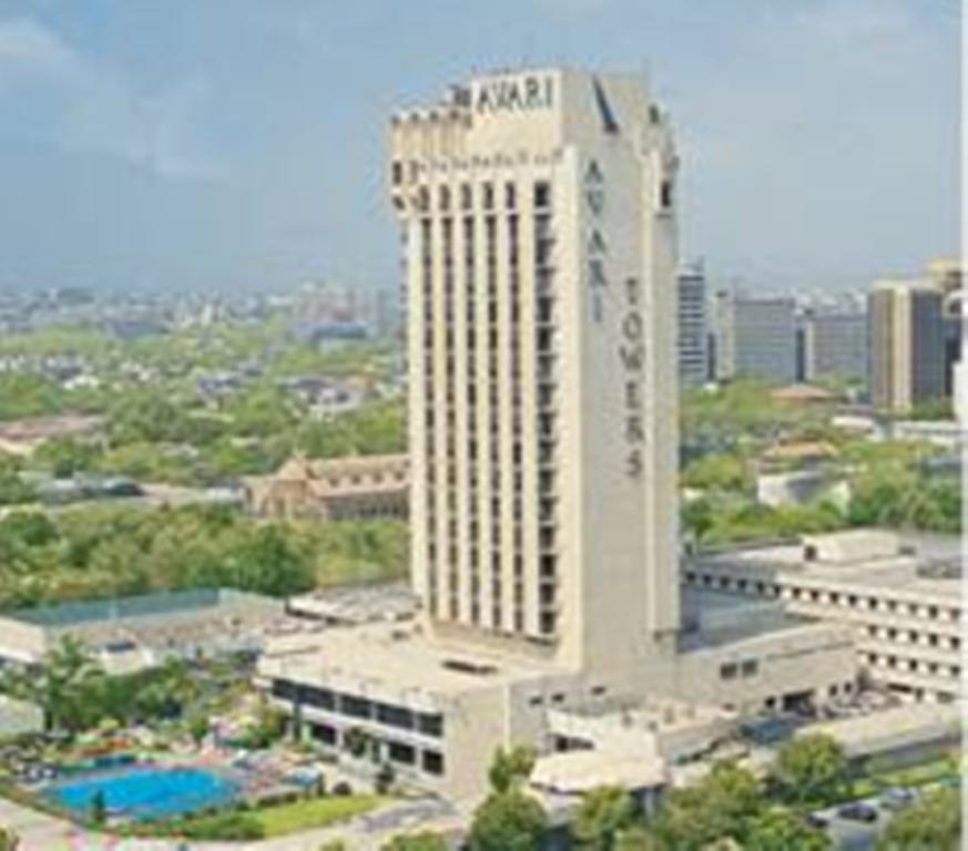 Avari Towers Karachi Exterior photo The National University Hospital